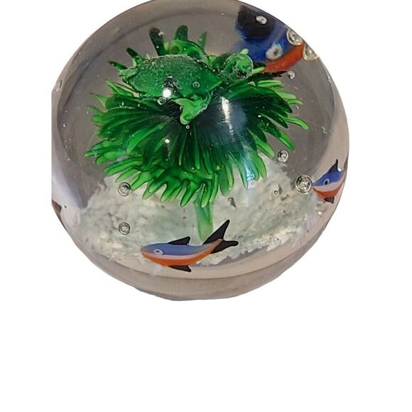 Art Glass Sea Turtle & Colorful Fish Paperweight Hand Crafted Blown Figurine EUC - Picture 10 of 12